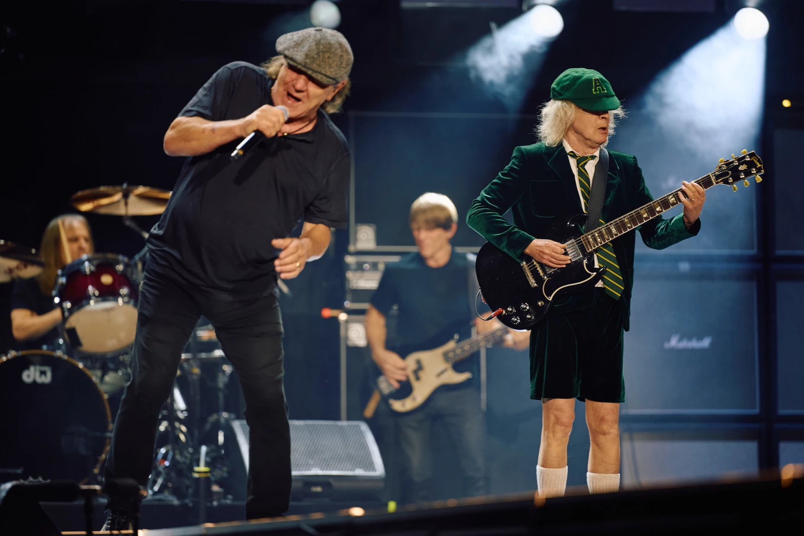 AC/DC Launches First Tour in 8 Years: Videos, Photos, Set List | SEE ...